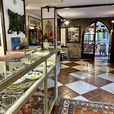 Kalehan Hotel 2*