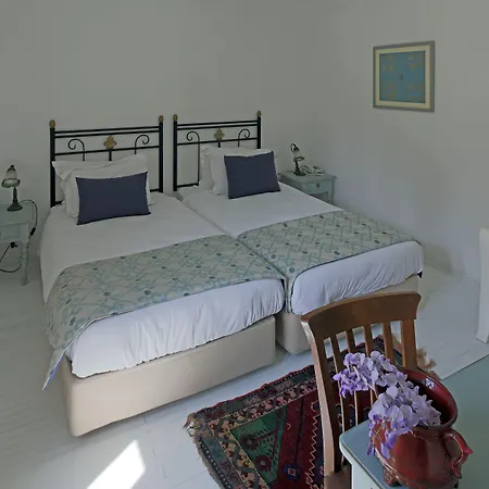 Отель Kalehan 2*