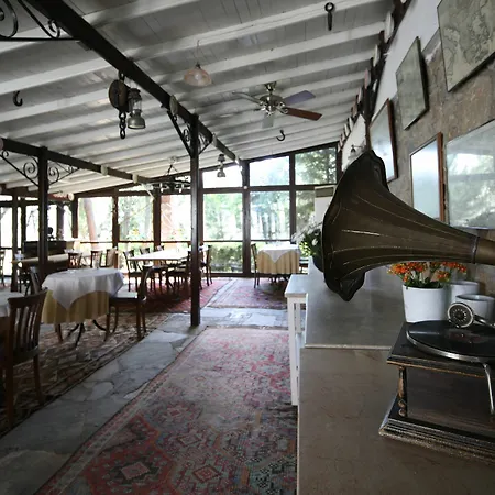 Kalehan Hotel 2*
